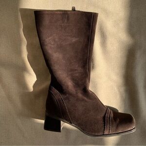 Suede Brown Boots